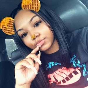 Meet your Posher, Randi